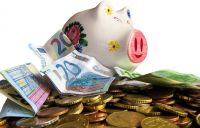 One-fifth of Latvians’ savings are still in cash